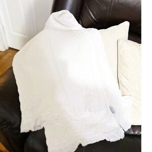 Inup Home Fine Linen Cotton Throw Made in Portugal